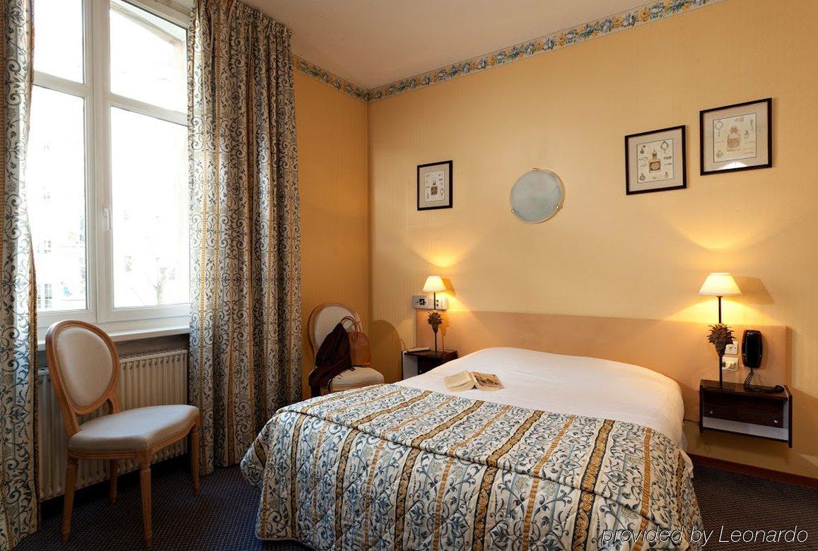 The Originals Boutique, Hotel Des Princes, Strasbourg Centre Habitación foto