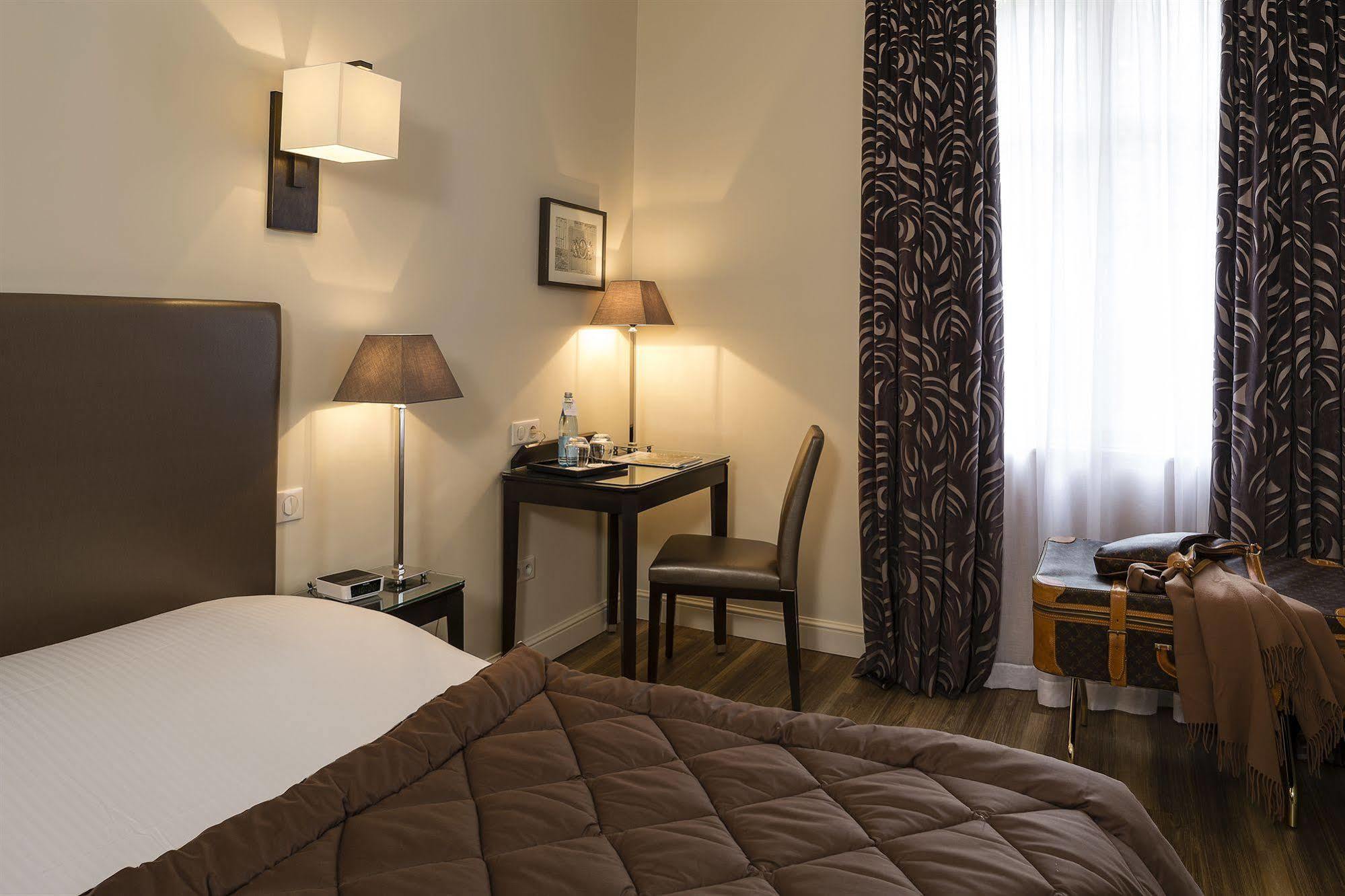 The Originals Boutique, Hotel Des Princes, Strasbourg Centre Exterior foto